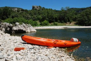 Lire la suite à propos de l’article Ce que les Gorges de l&rsquo;Ardèche réservent aux amateurs de canoë