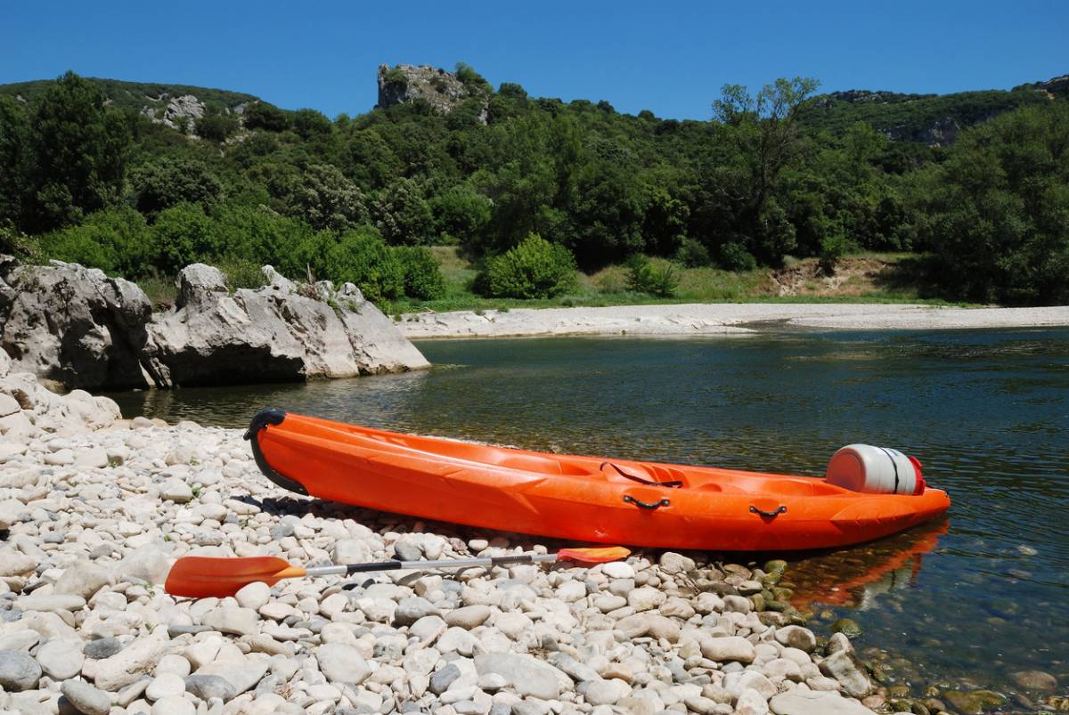 Lire la suite à propos de l’article Ce que les Gorges de l&rsquo;Ardèche réservent aux amateurs de canoë