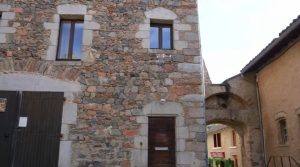 Lire la suite à propos de l’article Saint-Just-en-Chevalet : que voir, que faire et pourquoi découvrir ce village de la Loire ?